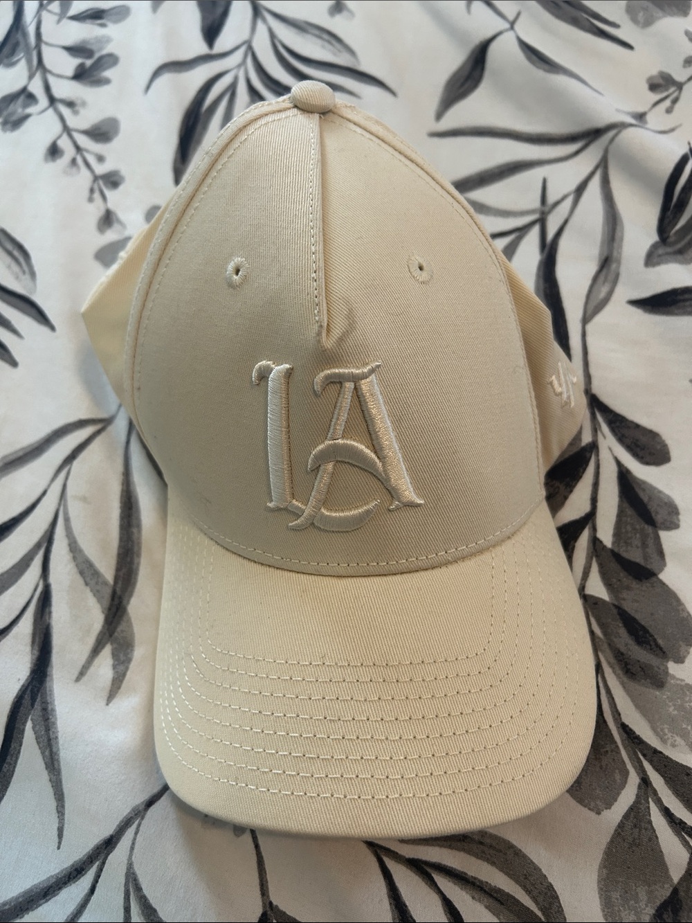 YoungLA cap - Picture 2 of 6